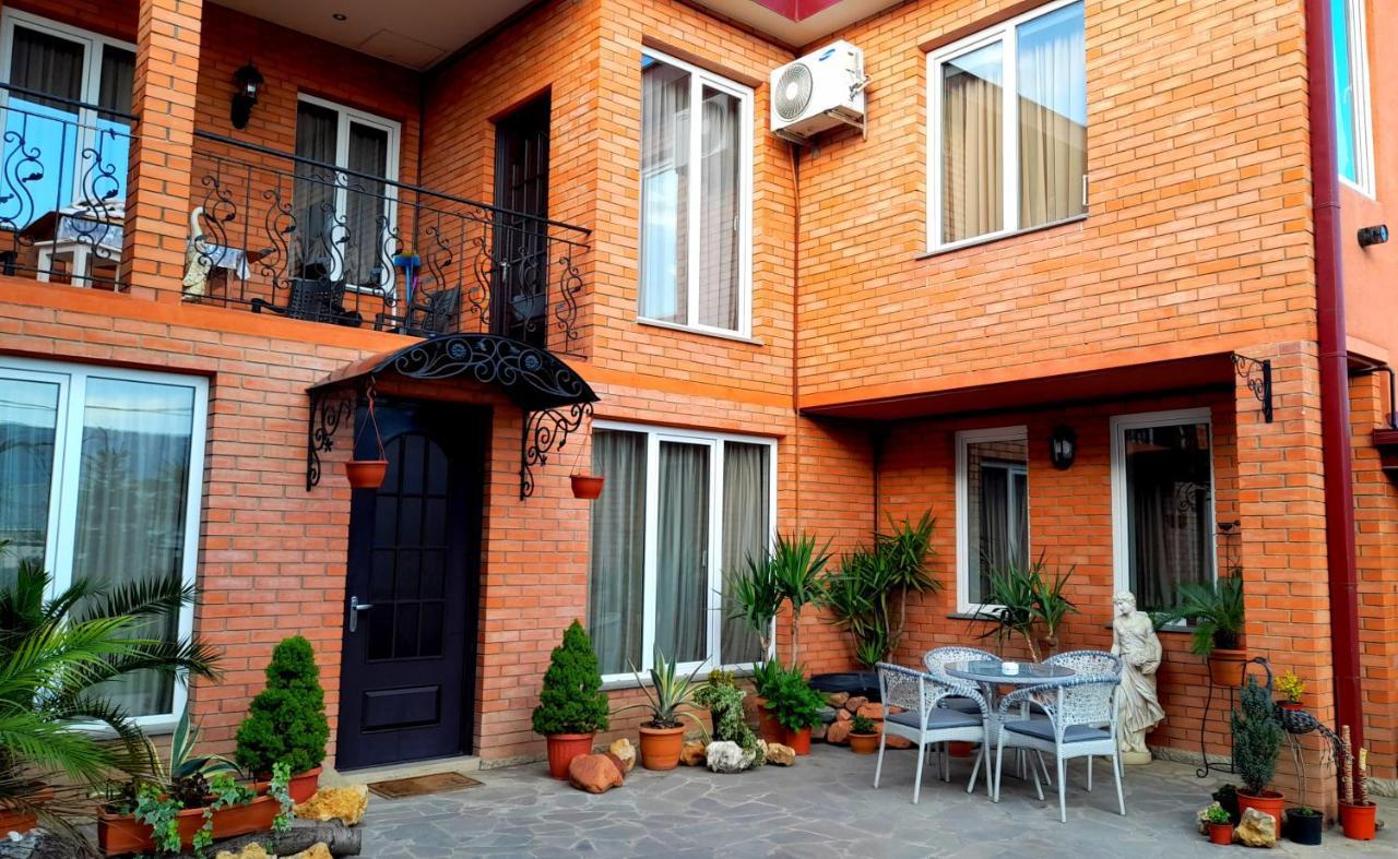 Green Garden Tiflis Dış mekan fotoğraf