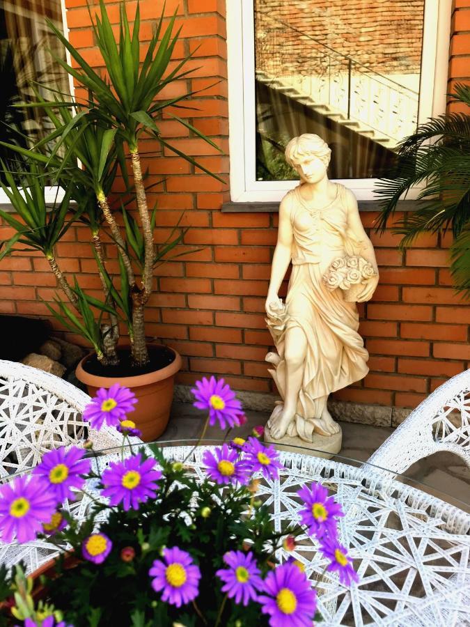 Green Garden Tiflis Dış mekan fotoğraf